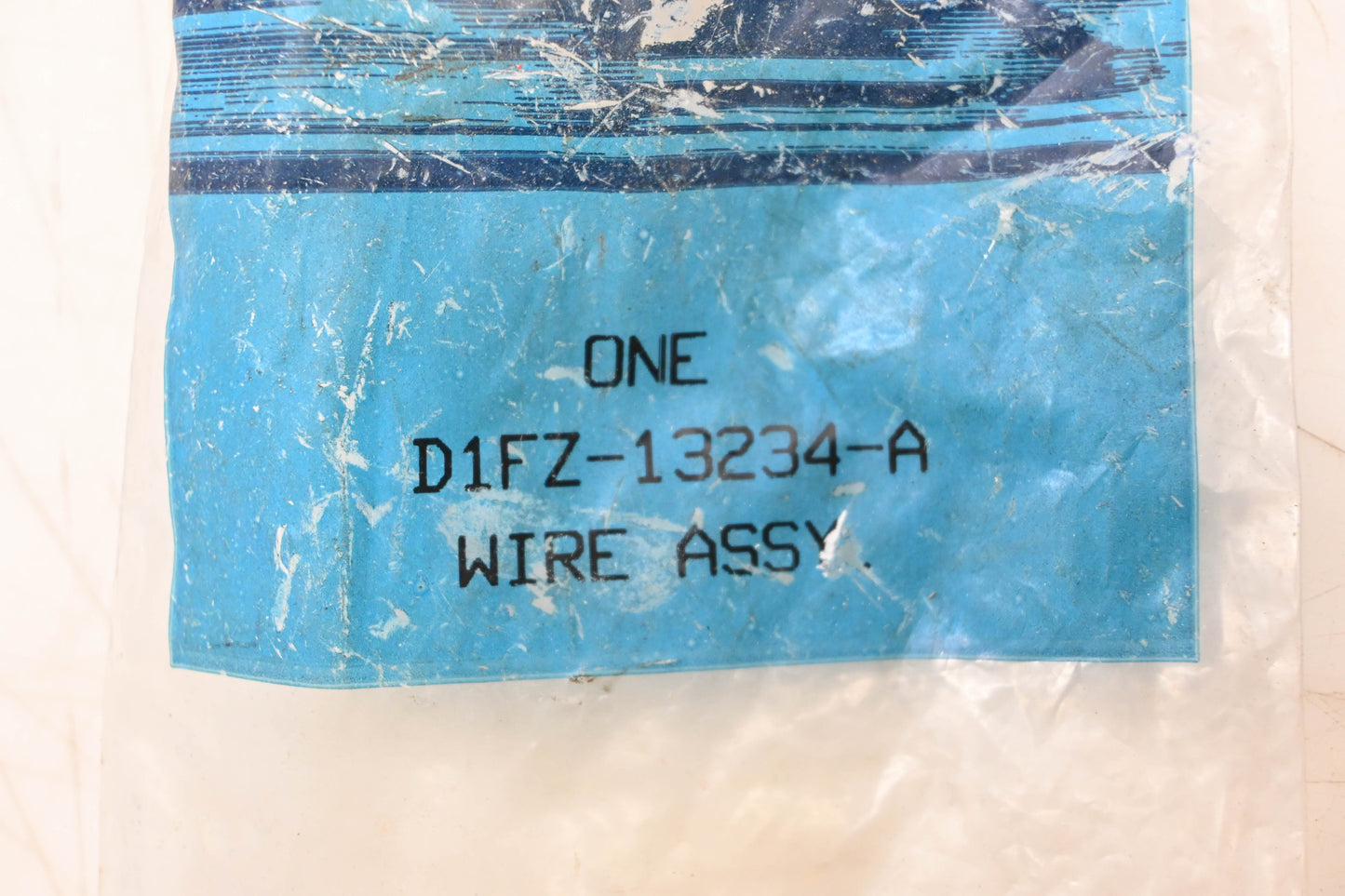 New OEM Ford D1FZ-13234-A Tail Light Pigtail Socket NOS