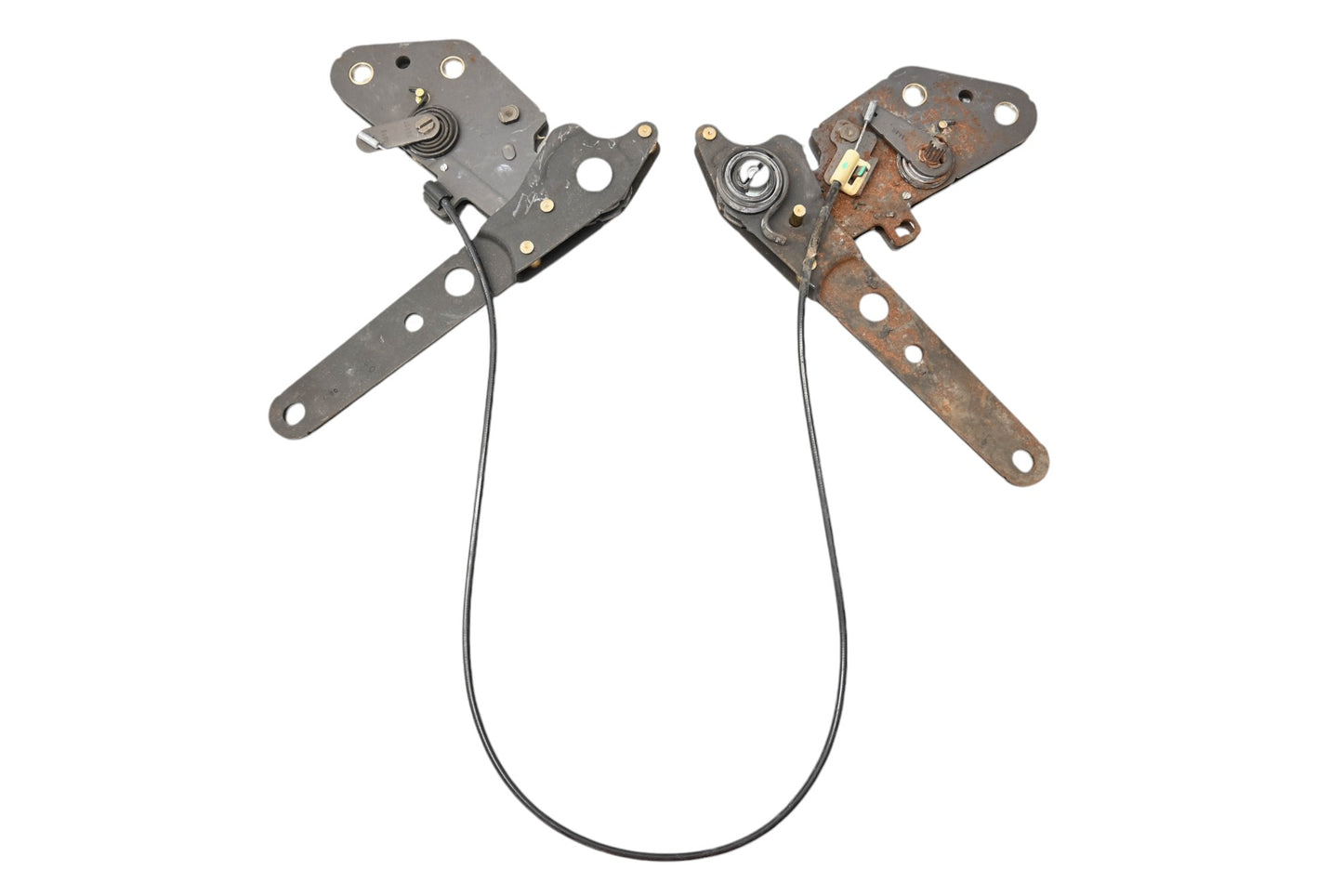 New OEM Ford 3L2Z-7861383-AA Rear Seat Latch/ Hitch Assembly NOS