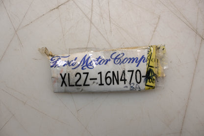New OEM Ford XL2Z-16N470-BA Bracket NOS
