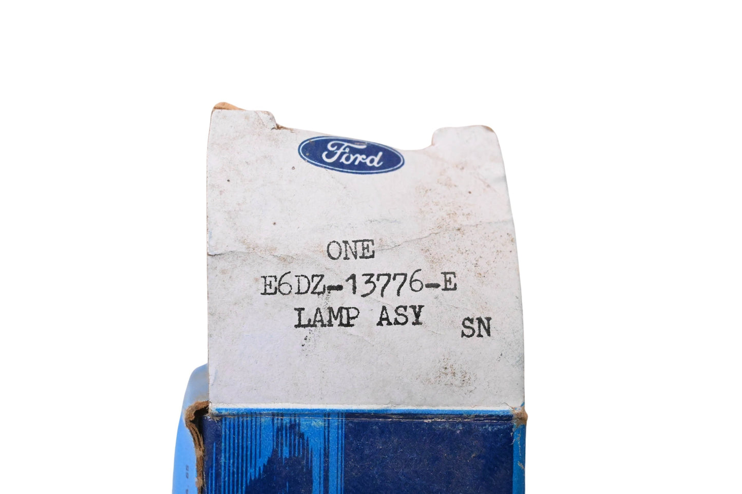 New OEM Ford E6DZ-13776-E Interior Courtesy Lamp Assembly NOS