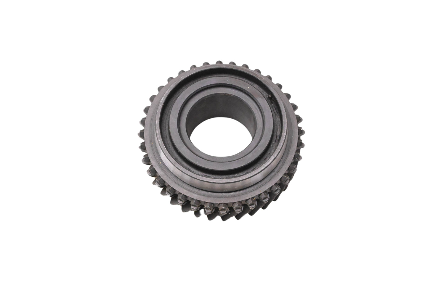 New OEM Ford F32Z-7112-A Mainshaft 4th Speed Gear NOS