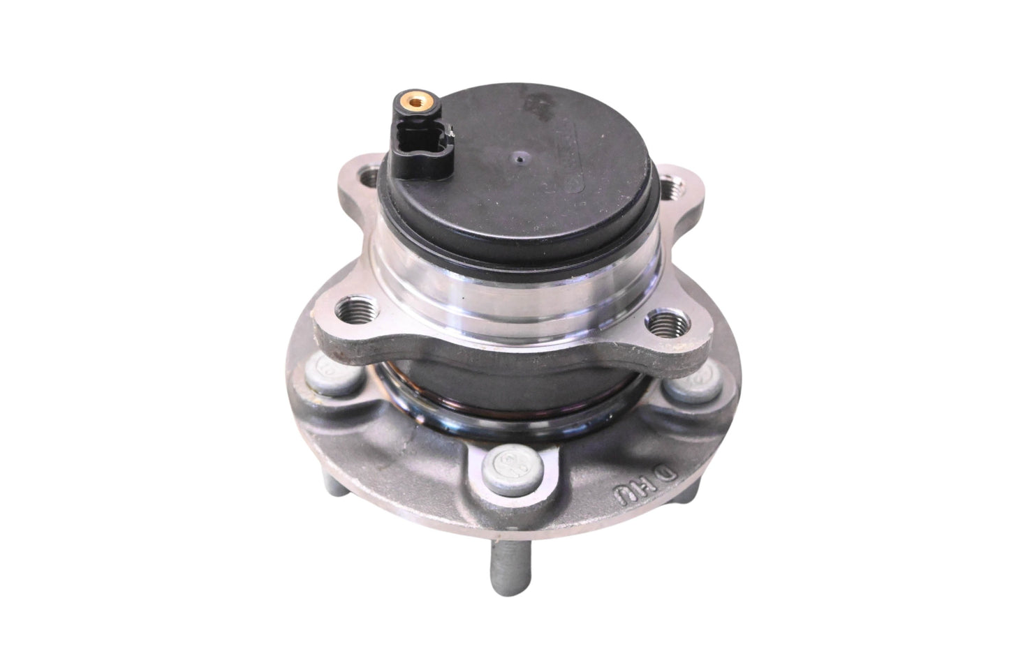 New OEM Motorcraft HUB-411, 5574763 Wheel Hub Assembly NOS