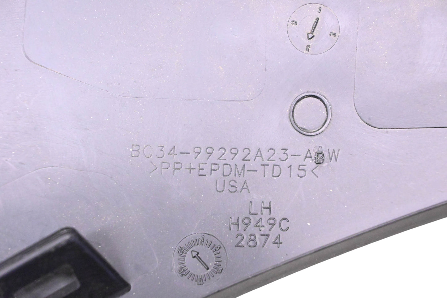 New OEM Ford BC34-99292A23-ABW, BC3Z-99292A23-AA Left Side Stone Guard NOS