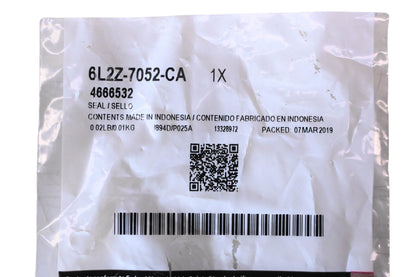 New OEM Ford 6L2Z-7052-CA, 4666532 Extension Housing Seal NOS