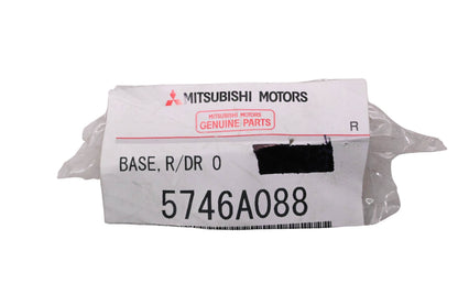 Mitsubishi 5746A088 Right Side Rear Outside Handle Assembly NOS