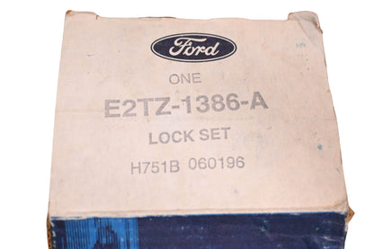 New OEM Ford E2TZ-1386-A Spare Tire Lock & Key Kit NOS