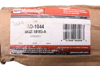 New OEM Motorcraft AD-1044, 5R3Z-18133-A Mount Bracket Assembly NOS