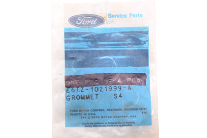 New OEM Ford E6TZ-1021999-A Lock Knob Grommets Qty 2 NOS