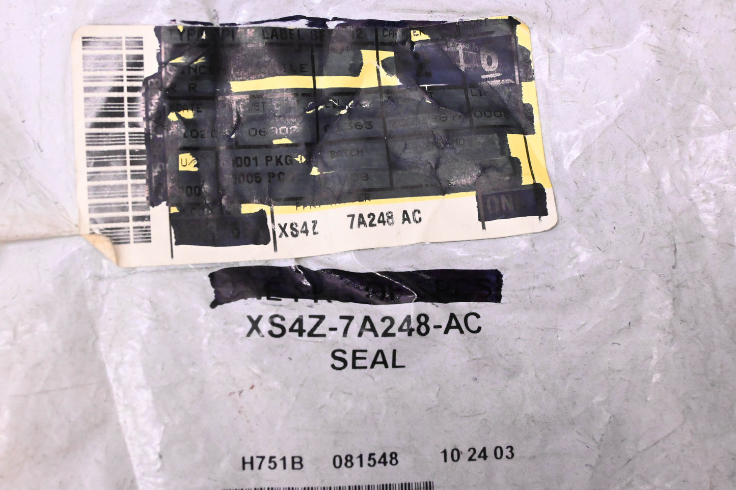 New OEM Ford XS4Z-7A248-AC Seal NOS