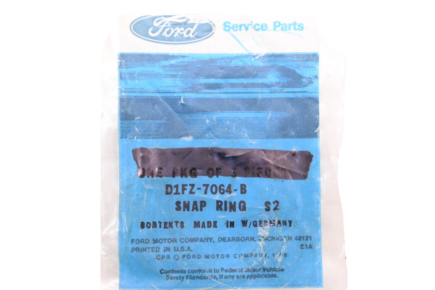 New OEM Ford D1FZ-7064-B Output Shaft Snap Ring NOS