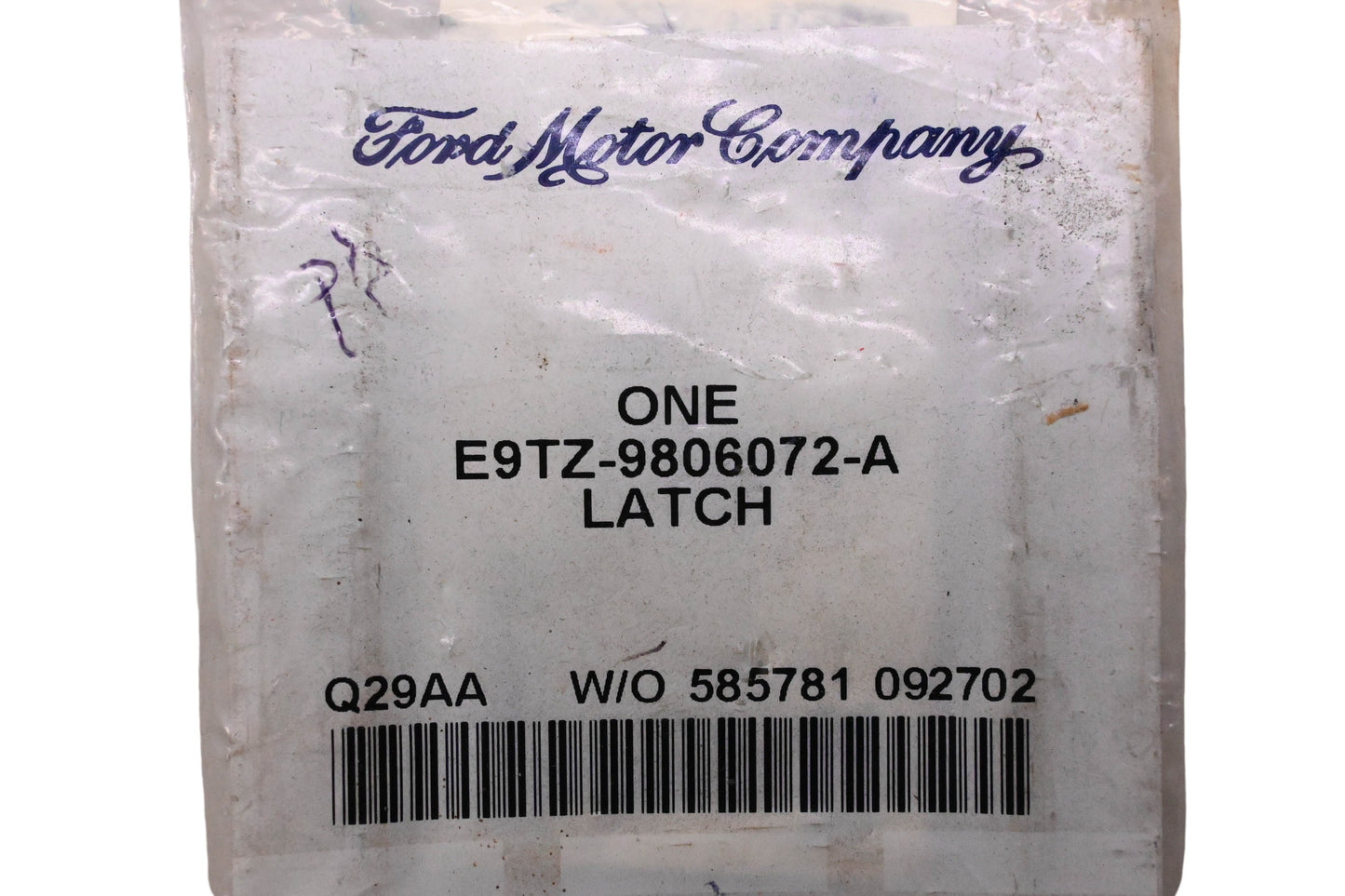 New OEM Ford E9TZ-9806072-A Center Console Latch NOS