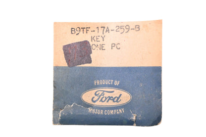 New OEM Ford B9TF-17A-259-B Speedometer Drive Key NOS