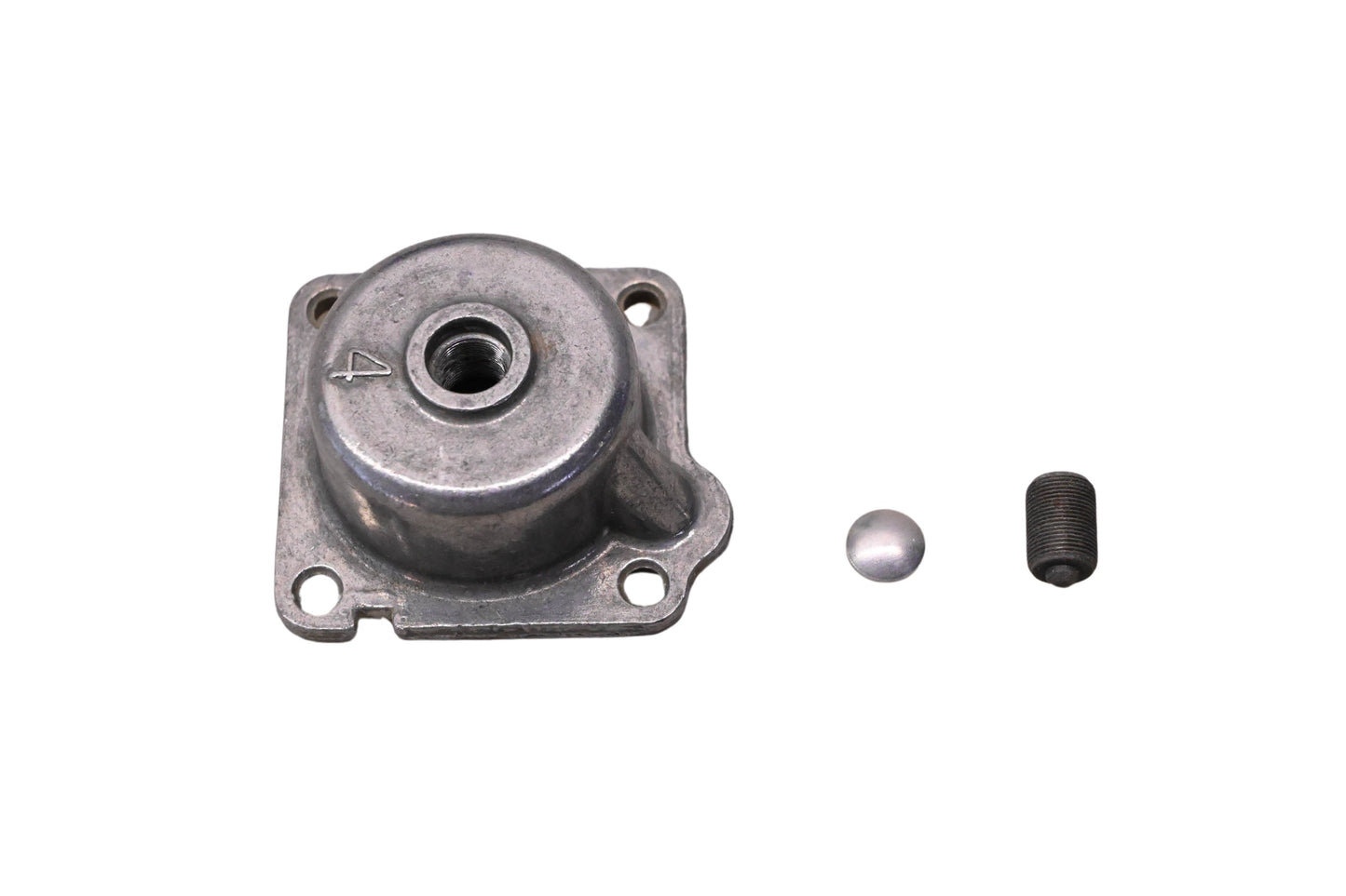New OEM Motorcraft CM-4391, E53Z-9D911-A Fuel Pressure Regulator Cover Kit NOS