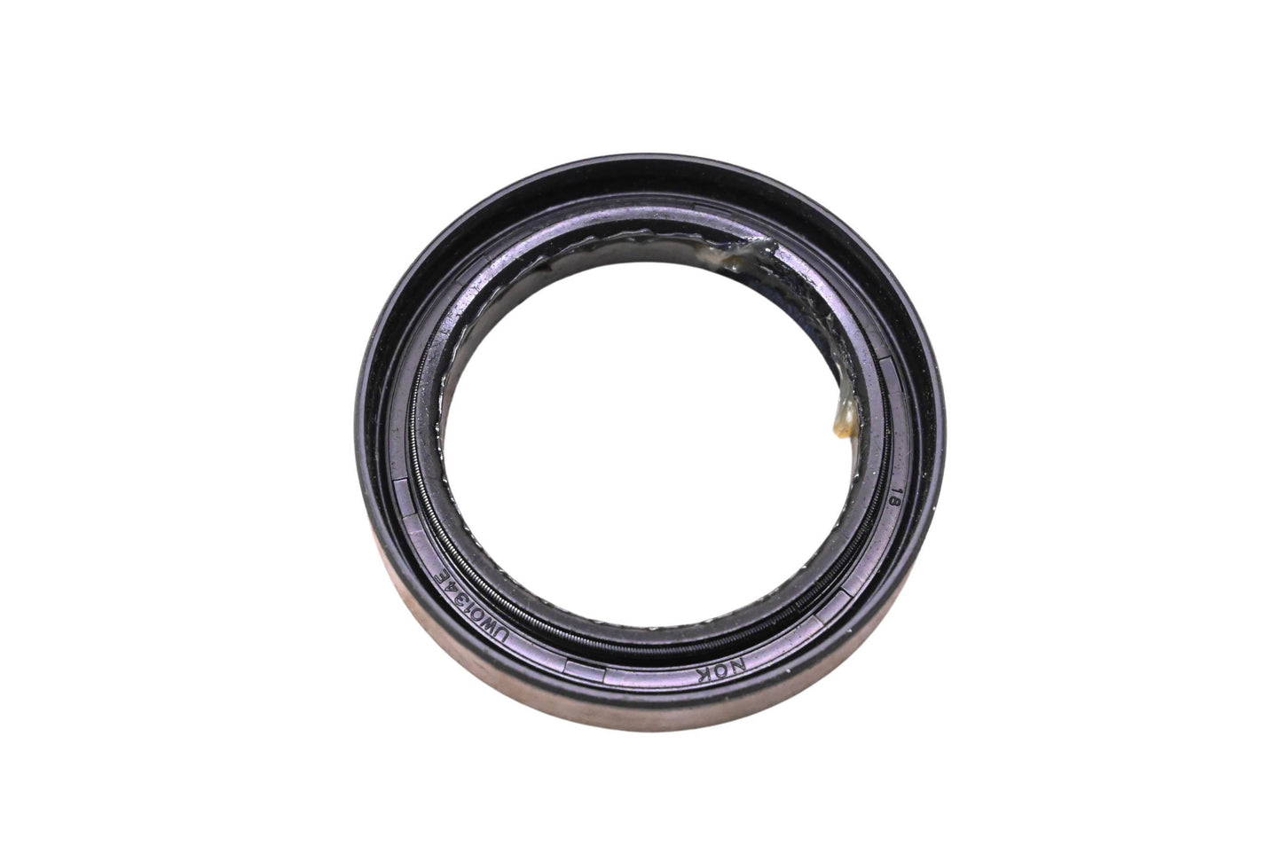 New OEM Ford E3TZ-7B215-H Transfer Case Input Oil Seal NOS