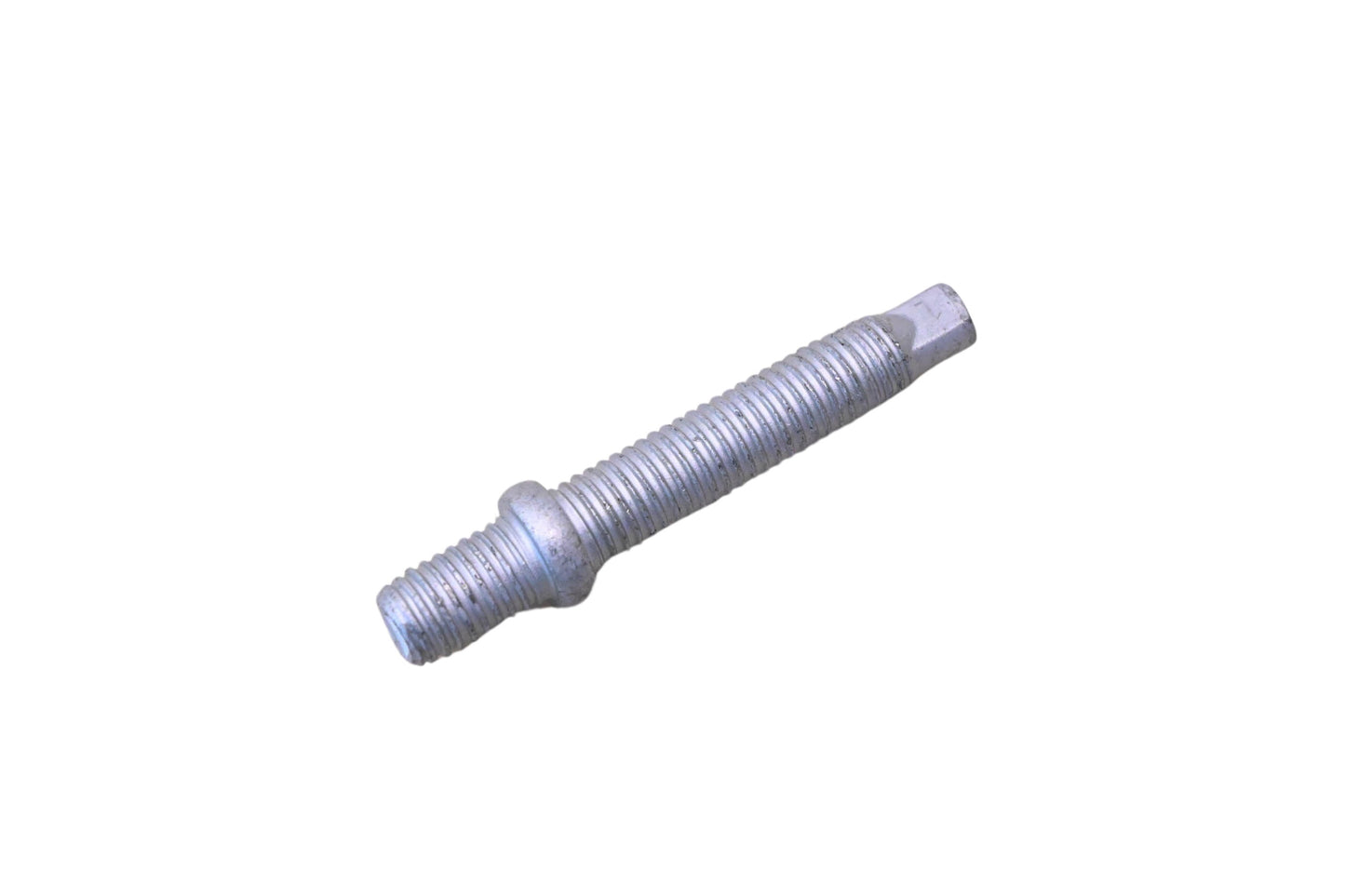 New OEM Ford N811145-S442, 5489257 Stud NOS