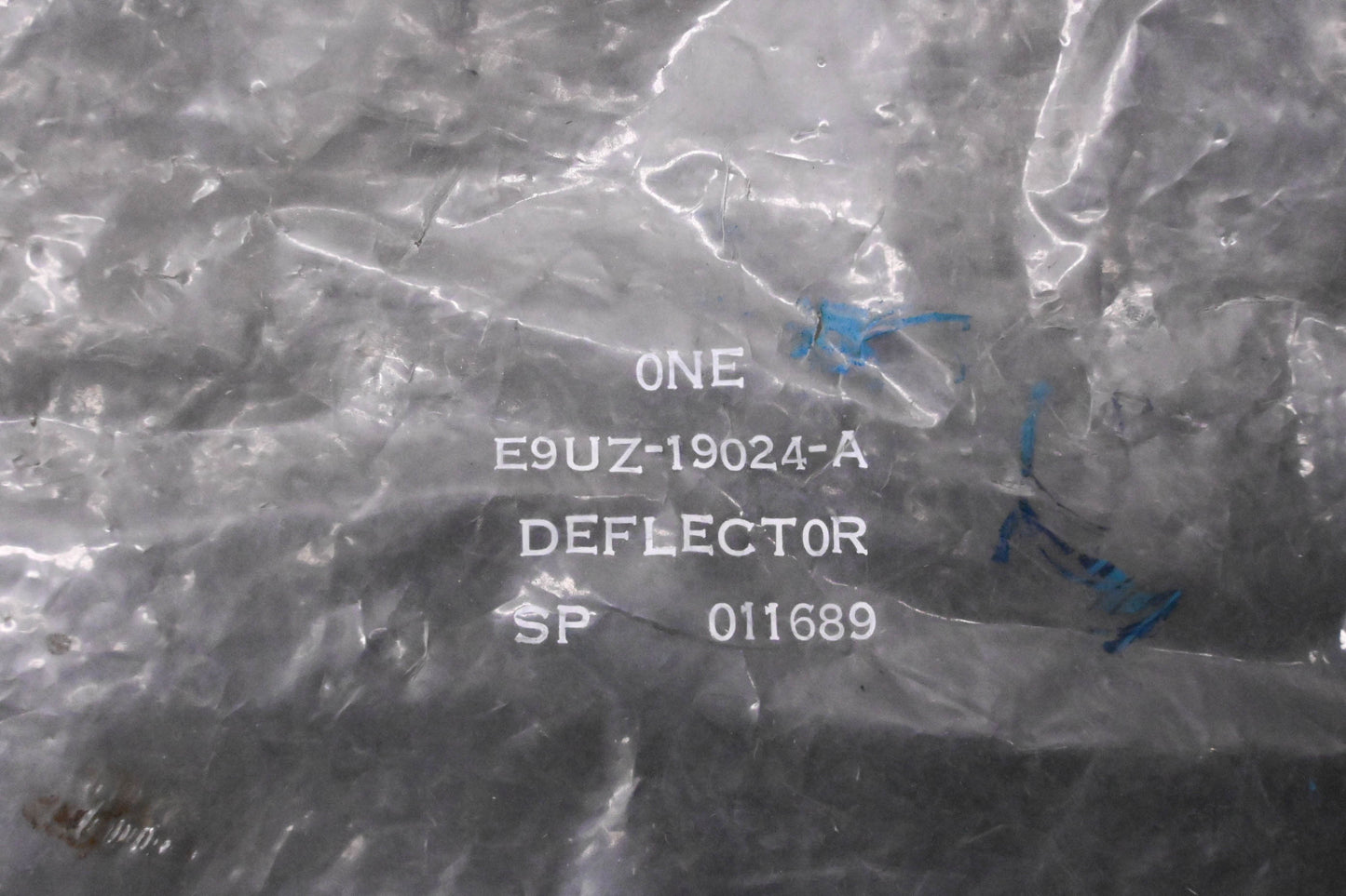 New OEM Ford E9UZ-19024-A Air Delflector Baffle NOS