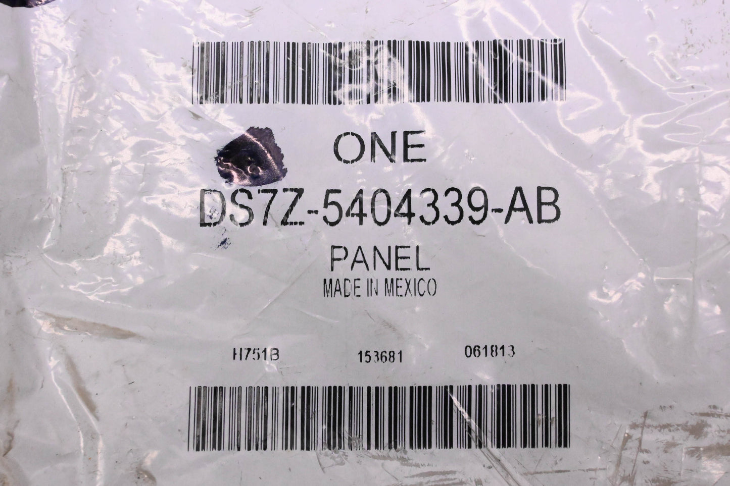 New OEM Ford DS7Z-5404339-AB Left Side Air Vent Trim Panel NOS