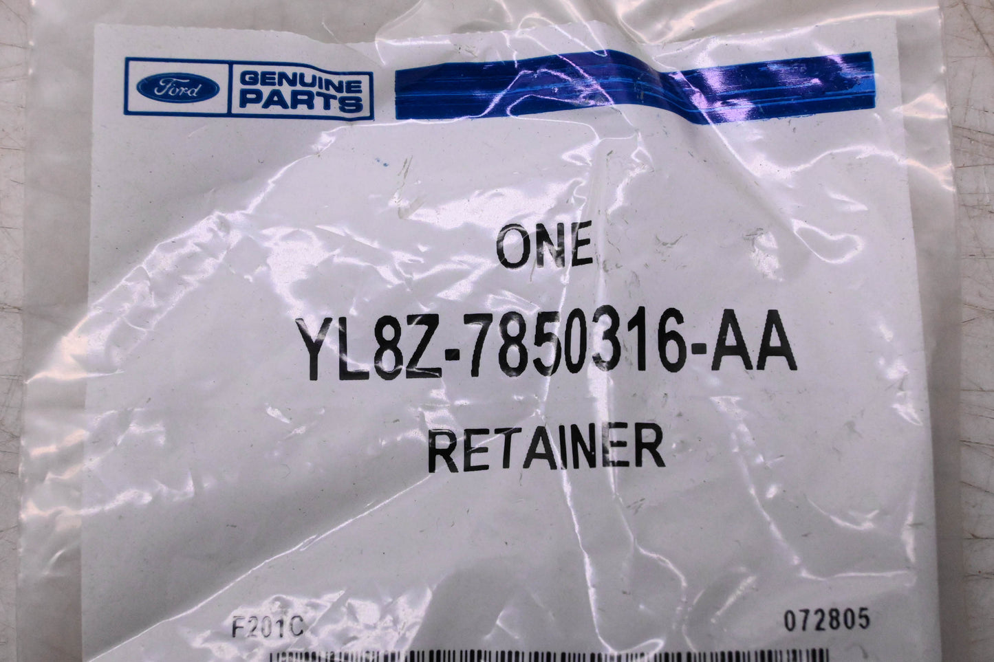 New OEM Ford YL8Z-7850316-AA Luggage Rack Retainer Clip NOS