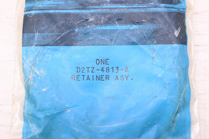 New OEM Ford D2TZ-4813-A Output Shaft Bearing Retainer NOS