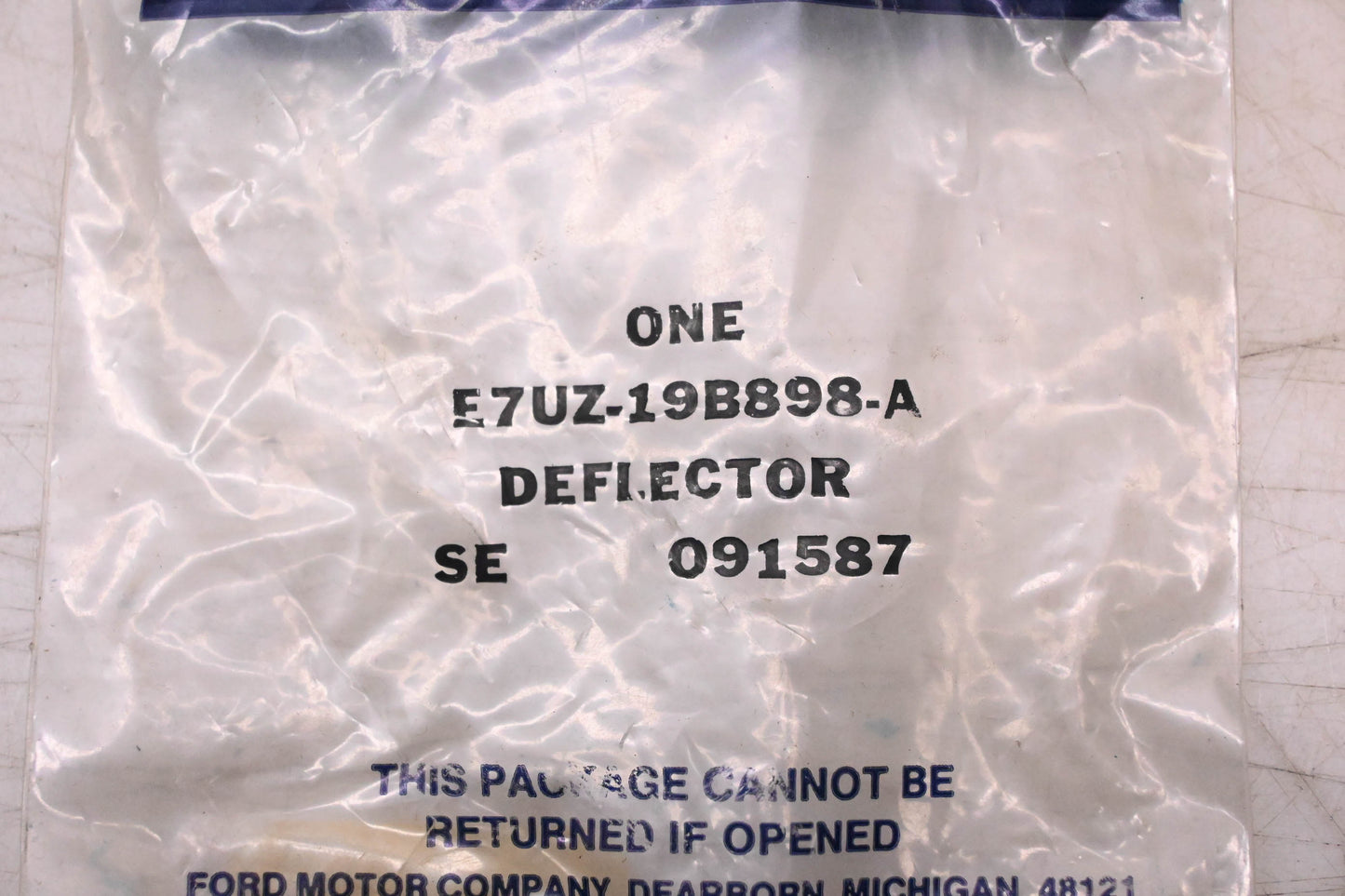 New OEM Ford E7UZ-19B898-A A/C Evaporator Case Deflector NOS
