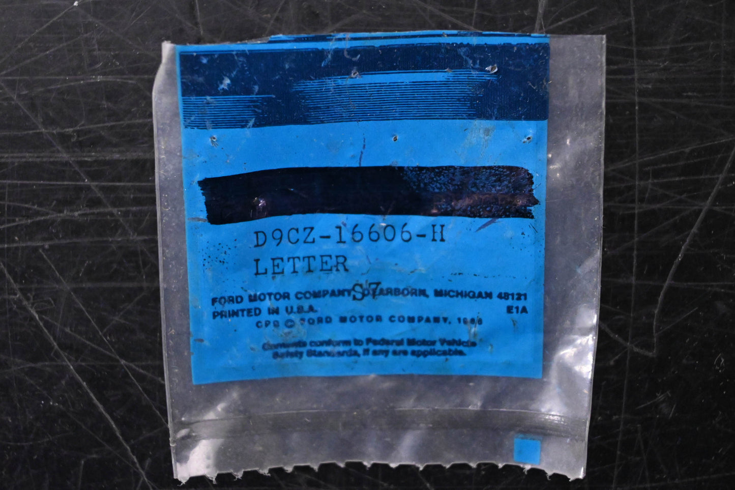 New OEM Ford D9CZ-16606-H Decklid Letter 'P' Emblem NOS