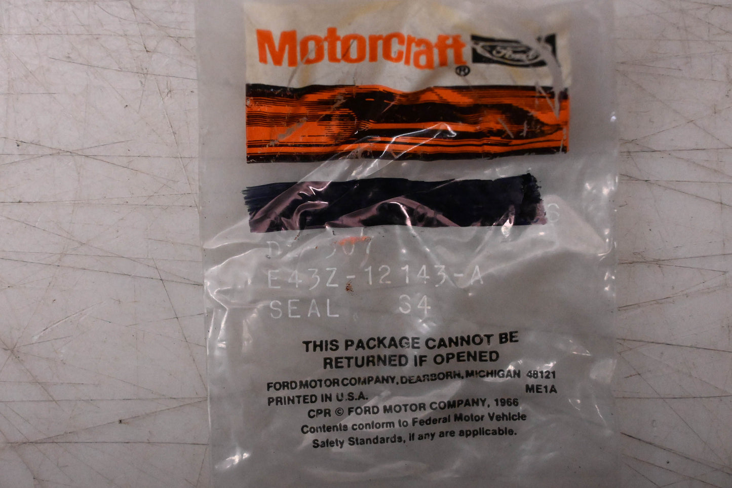 New OEM Motorcraft DZ-507, E43Z-12143-A Seal NOS