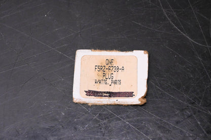 New OEM Ford F5RZ-6730-A Engine Oil Drain Plug NOS