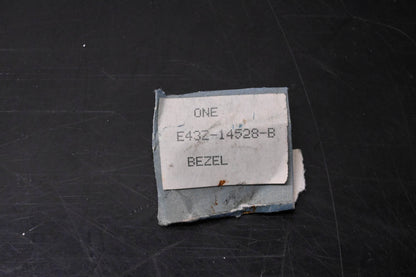 New OEM Ford E43Z-14528-B Window Regulator Switch Bezel NOS