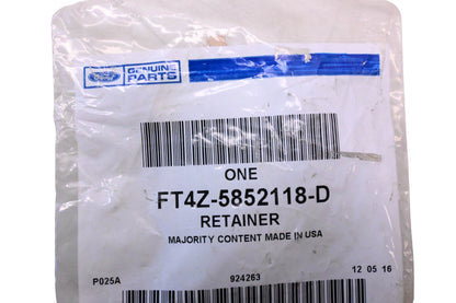 New OEM Ford FT4Z-5852118-D Sunroof Center Molding Retainer NOS