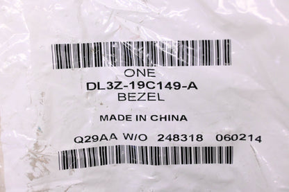 New OEM Ford DL3Z-19C149-A Radio Auxiliary Jack & USB Bezel NOS