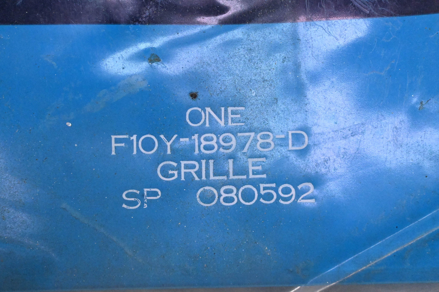 New OEM Ford F1OY-18978-D Radio Speaker Grille NOS