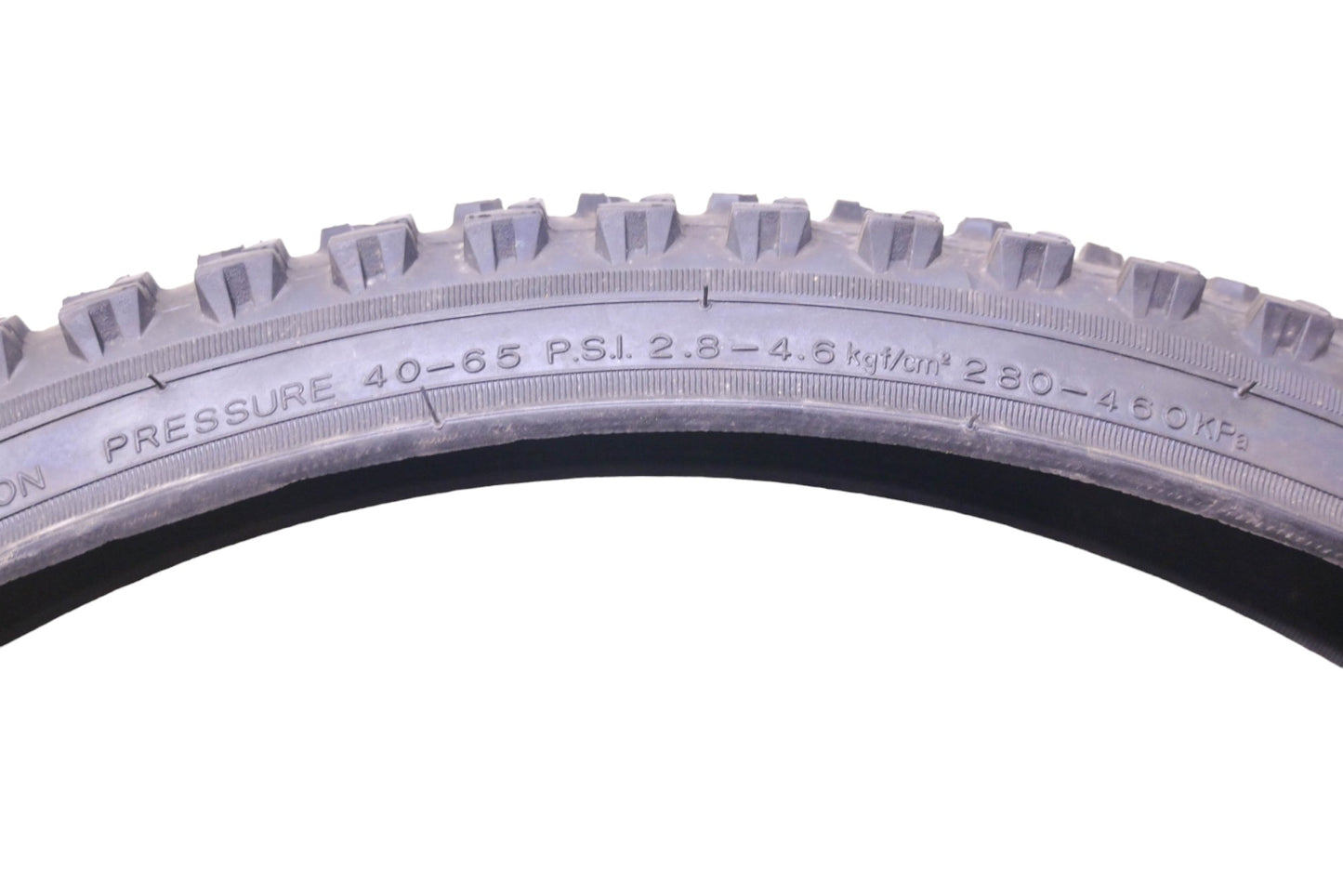 Kenda 54-559, 2120370 Klaw XT 26 x 2.10 Nylon Tire NOS