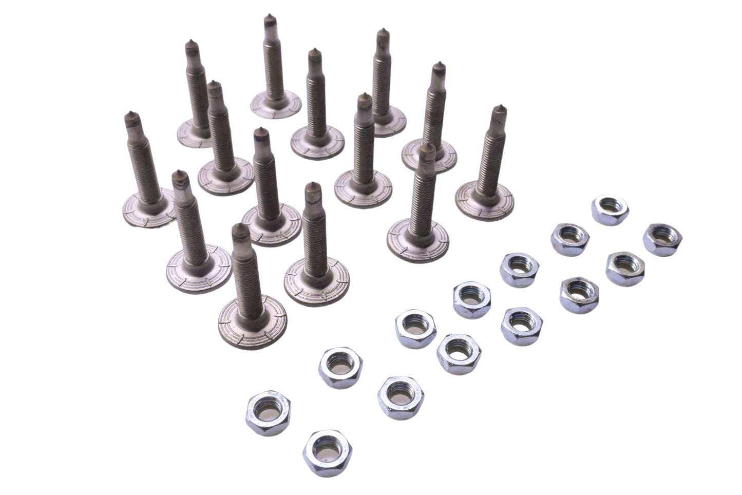 Woody's SSP-1450, 2879163 Signature Series 1.450" Stud & Nut Kit Qty 14 NOS