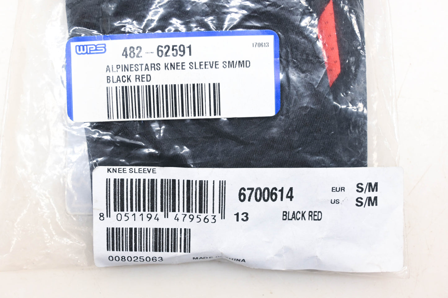 Alpine Stars 6700614, 482-62591 Black/Red Sm/Md Knee Sleeve NOS