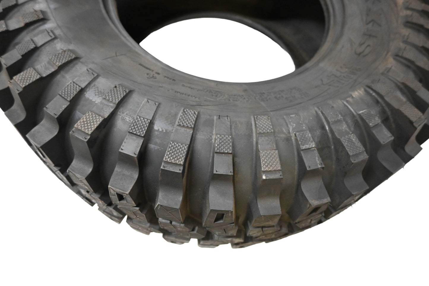 Maxxis Tires108-20 Roxxilla 30x10.00R14 255/80R14 Tire NOS