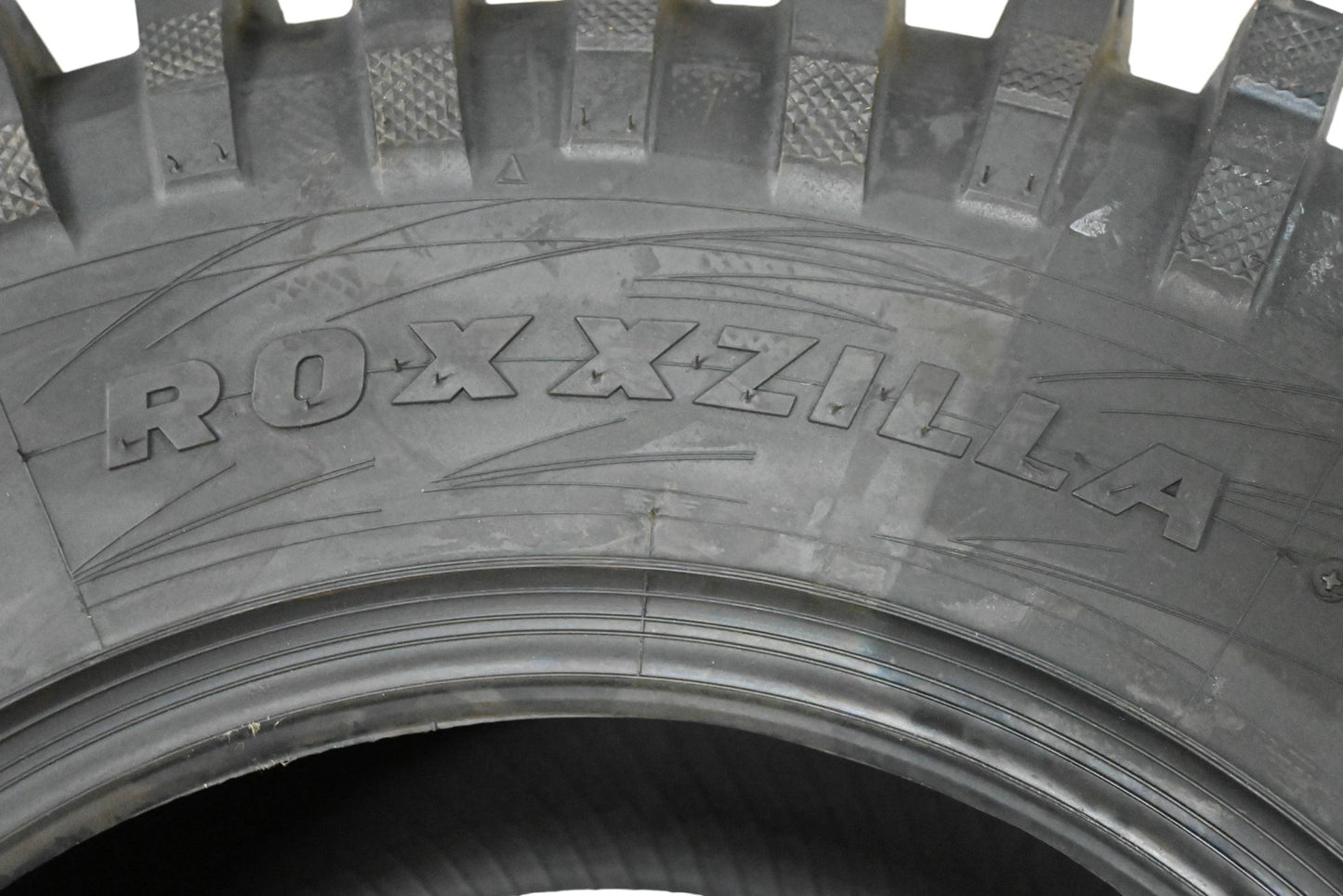Maxxis Tires108-20 Roxxilla 30x10.00R14 255/80R14 Tire NOS