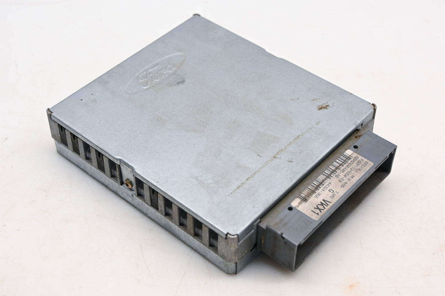 OEM Ford F8DF-12A650-EB ECU Module