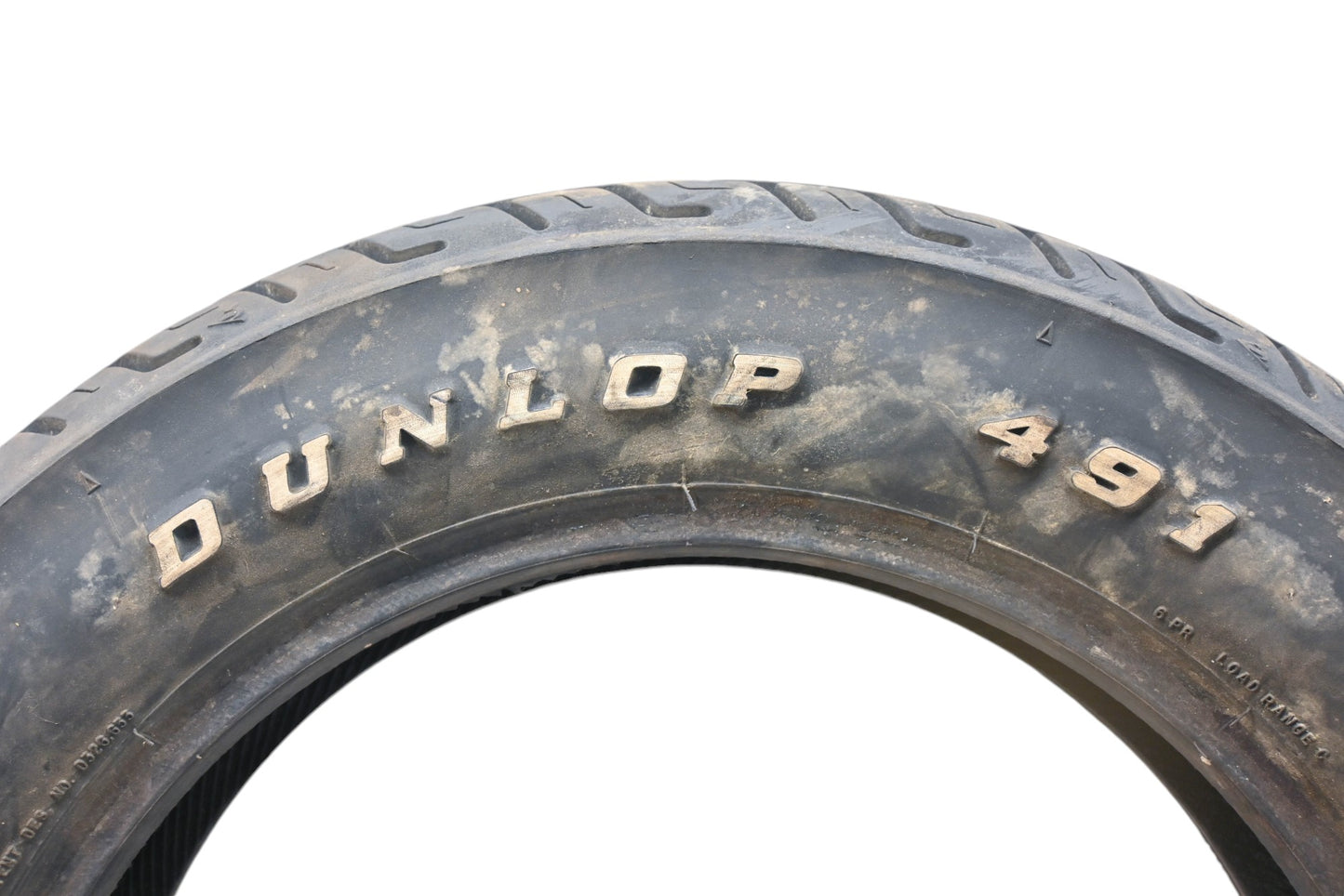 Dunlop Tires202-73 Elite II Belted 491 1140/90B16 77H Tire NOS