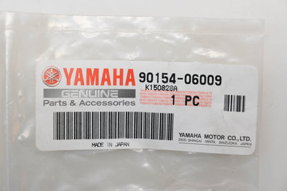 New OEM Yamaha 90154-06009-00 Binding Screw NOS
