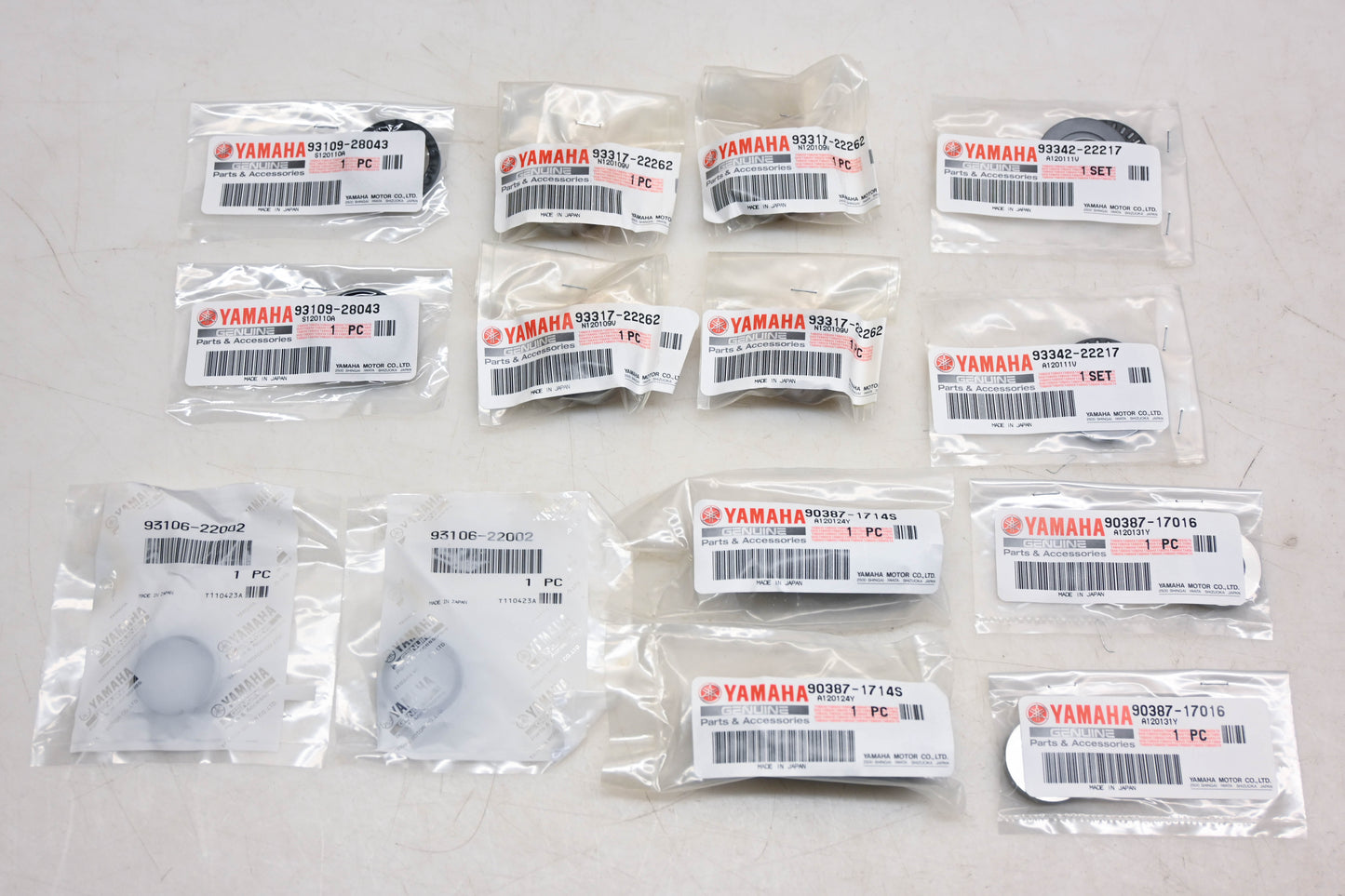 New OEM Yamaha 33D-W002C-00-00 Swing Arm Pivot Bearing Kit NOS