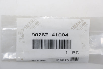 New OEM Yamaha 90267-41004-00 Rivet NOS