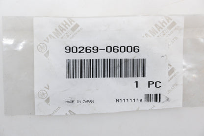 New OEM Yamaha 90269-06006-00 Rivet NOS