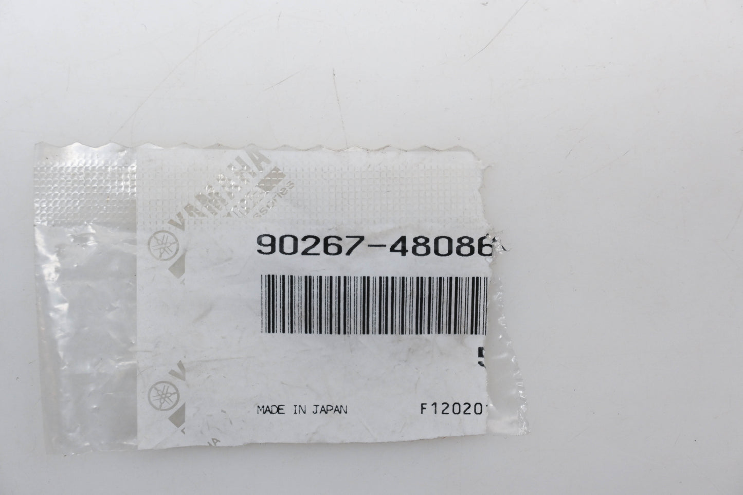New OEM Yamaha 90267-48086-00 Blind Rivet NOS