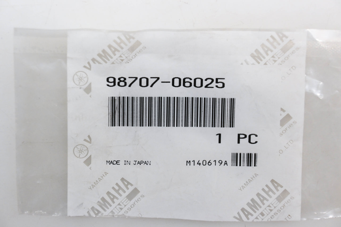 New OEM Yamaha 98707-06025-00 Flat Head Screws Qty 2 NOS