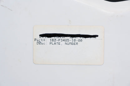 New OEM Yamaha 1B2-F3485-10-00 White Number Plate Panel NOS