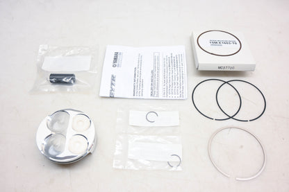 New OEM Yamaha B7B-E16A0-V0-00 GYTR High Compression Piston Kit NOS