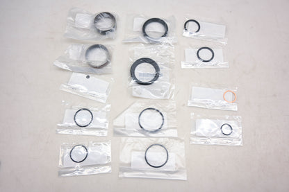 New OEM Yamaha BCR-W003B-00-00 Front Fork Seal Kit NOS
