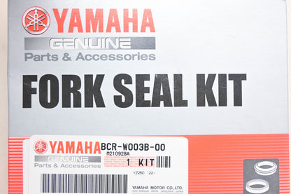 New OEM Yamaha BCR-W003B-00-00 Front Fork Seal Kit NOS