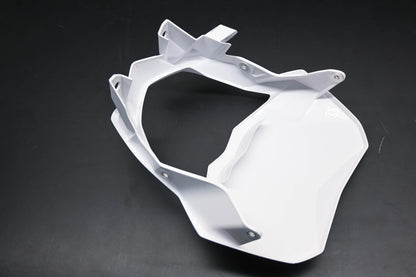 New OEM Yamaha B7R-84330-00-00 White Headlight Body Panel NOS