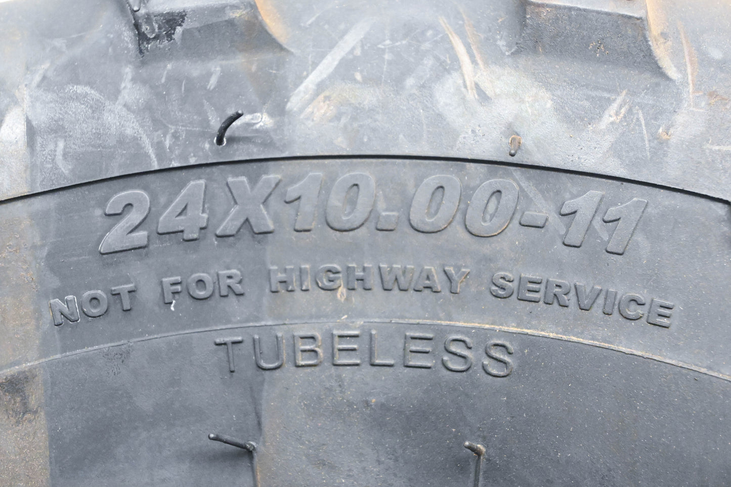 ITP 57-5639, 56A328 Mud Lite 24x10.00-11 Tire NOS